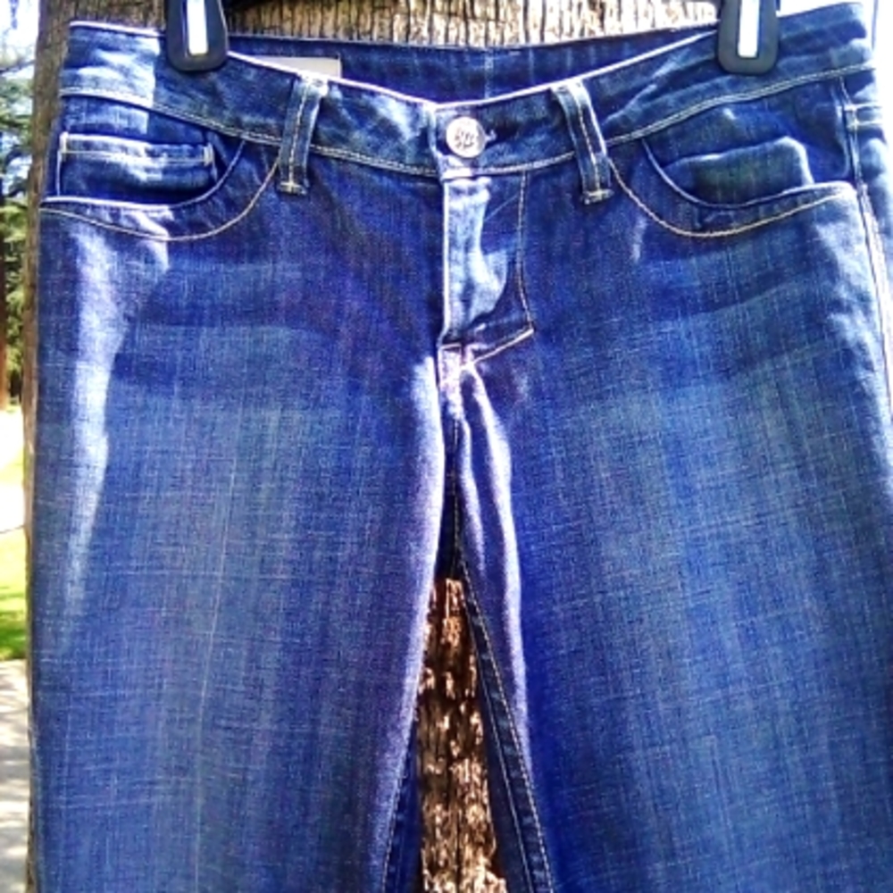 BELLE flare JEANS 👖. Size 26 .Great Jean